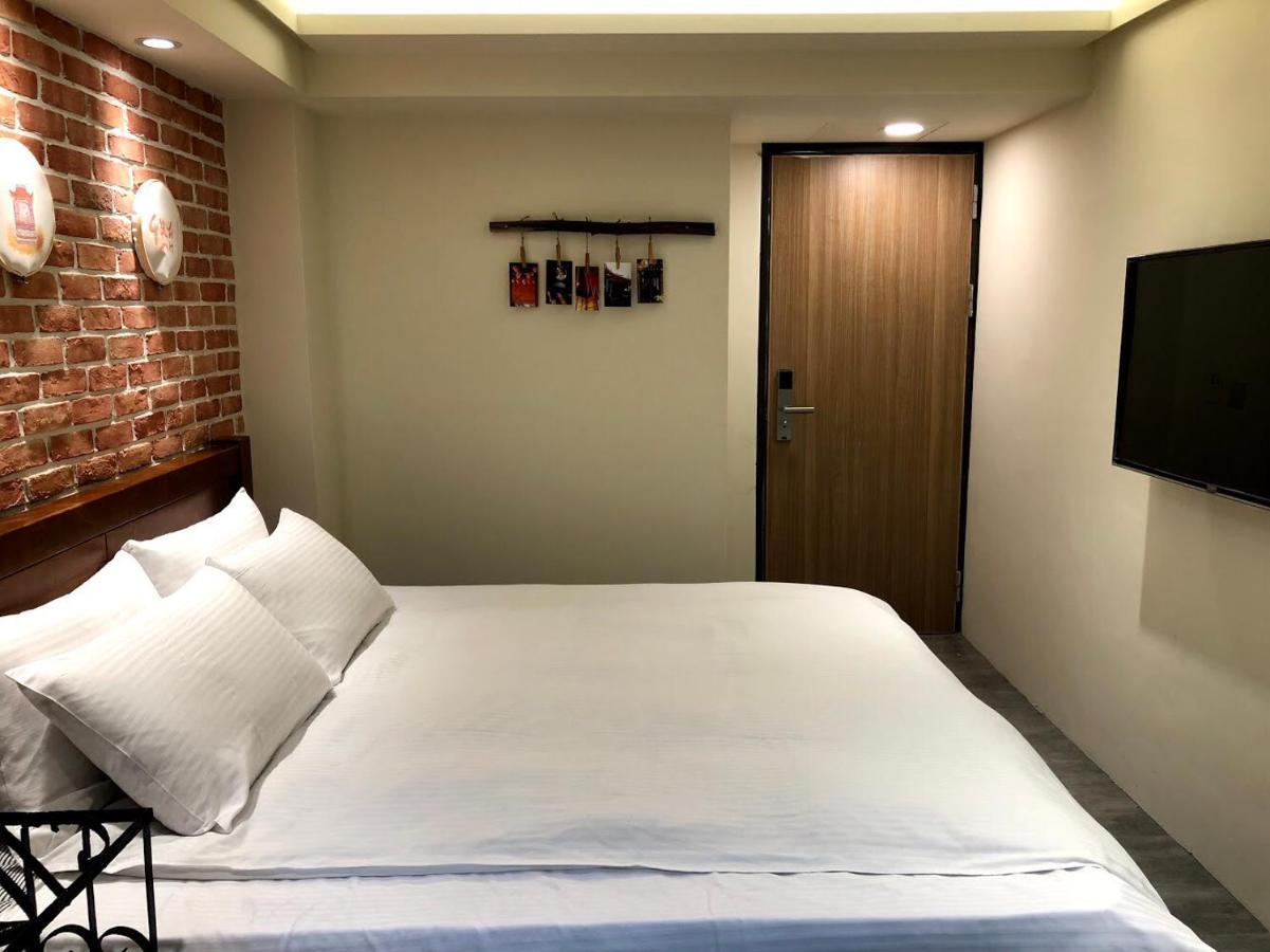 We Have Story Hotell Taichung Exteriör bild