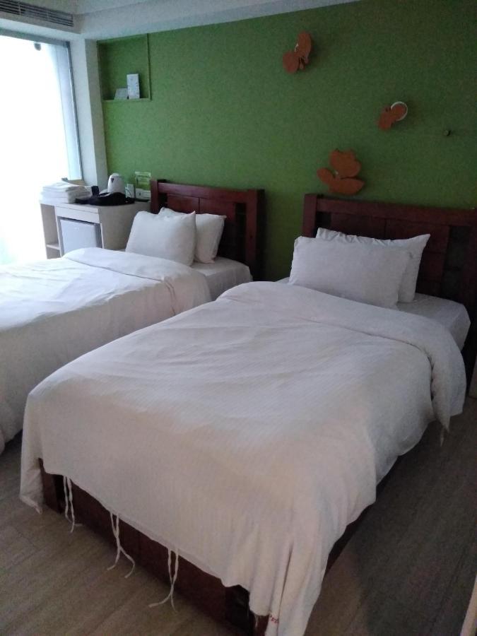 We Have Story Hotell Taichung Exteriör bild