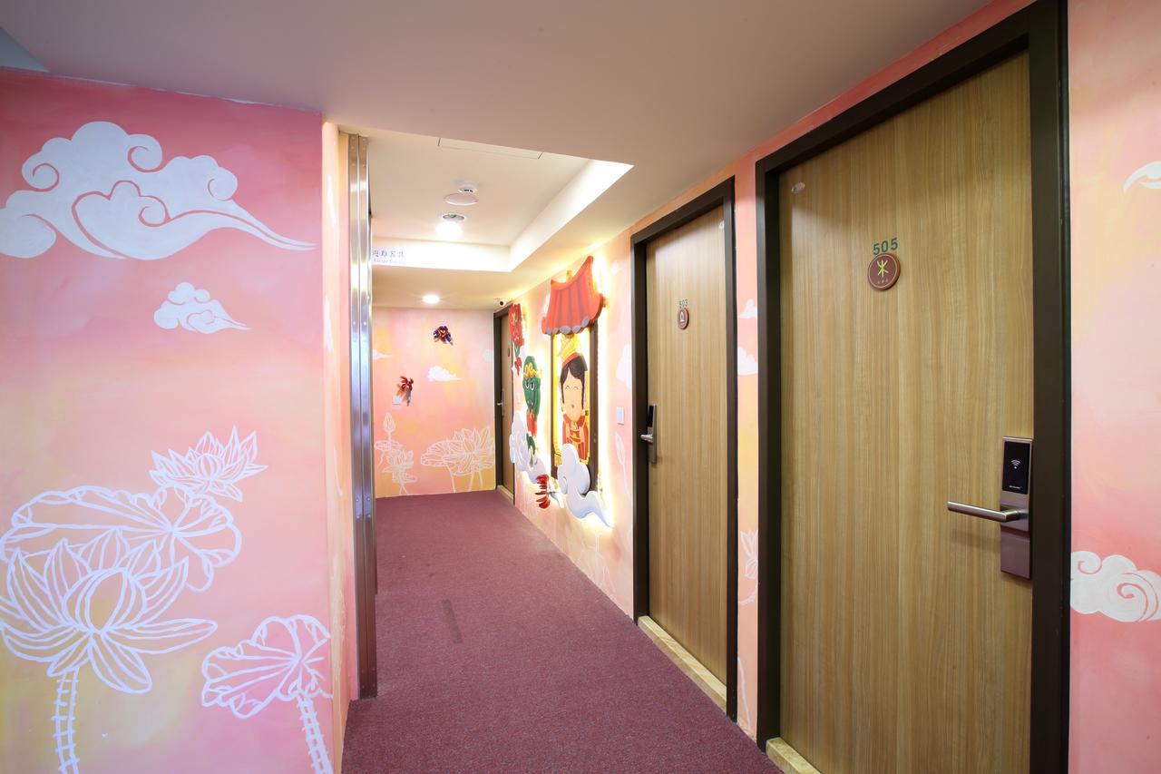 We Have Story Hotell Taichung Exteriör bild