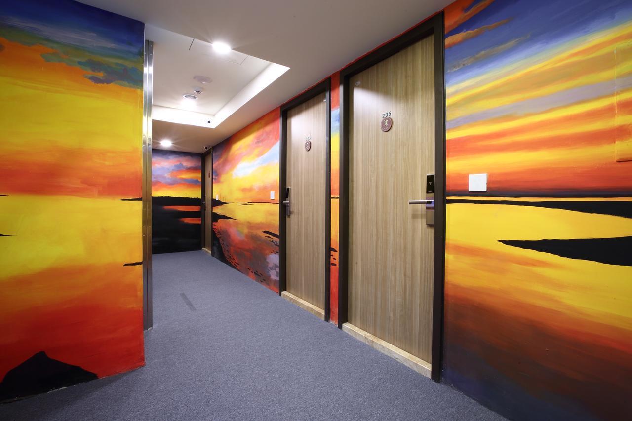 We Have Story Hotell Taichung Exteriör bild
