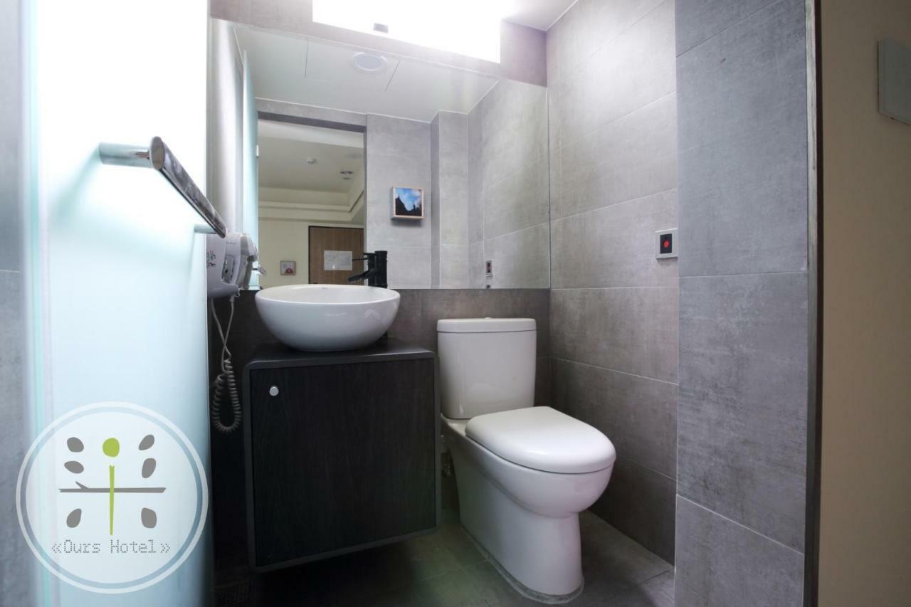 We Have Story Hotell Taichung Exteriör bild